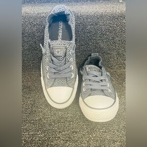 Converse All Star sneakers size 5